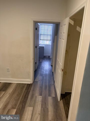 4032 W GIRARD AVE, Philadelphia, PA 19104