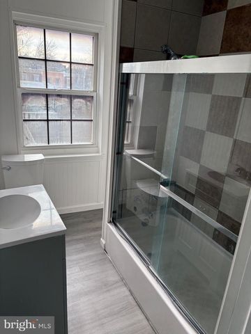 4032 W GIRARD AVE, Philadelphia, PA 19104