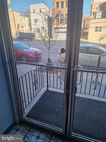 4032 W GIRARD AVE, Philadelphia, PA 19104