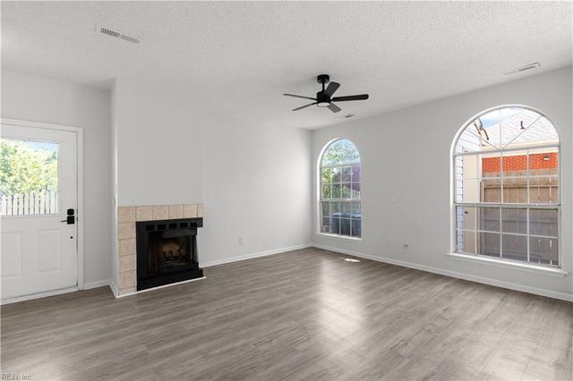 4603 Georgetown PL, Virginia Beach, VA 23455
