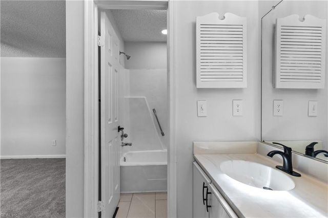 4603 Georgetown PL, Virginia Beach, VA 23455