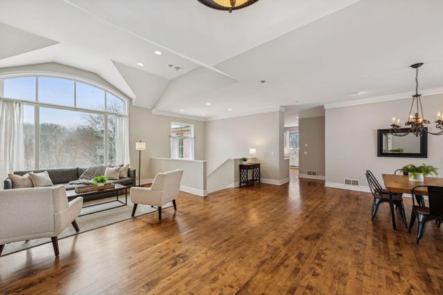 4902 Woodhurst Lane, Minnetonka, MN 55345