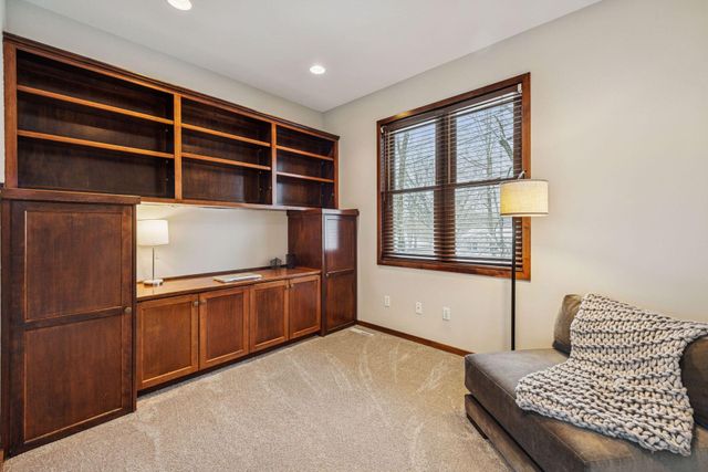 4902 Woodhurst Lane, Minnetonka, MN 55345