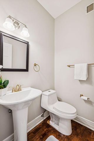 4902 Woodhurst Lane, Minnetonka, MN 55345