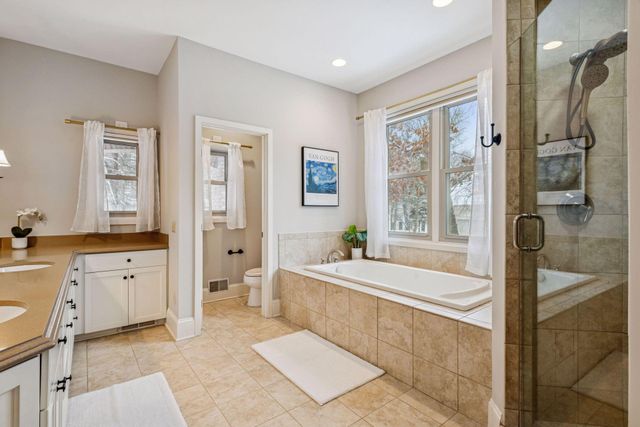 4902 Woodhurst Lane, Minnetonka, MN 55345