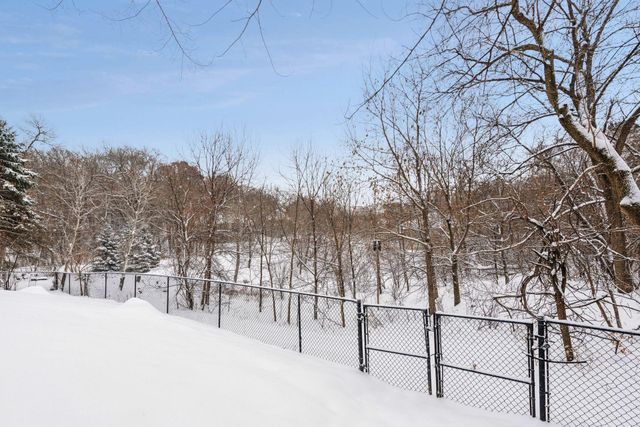 4902 Woodhurst Lane, Minnetonka, MN 55345