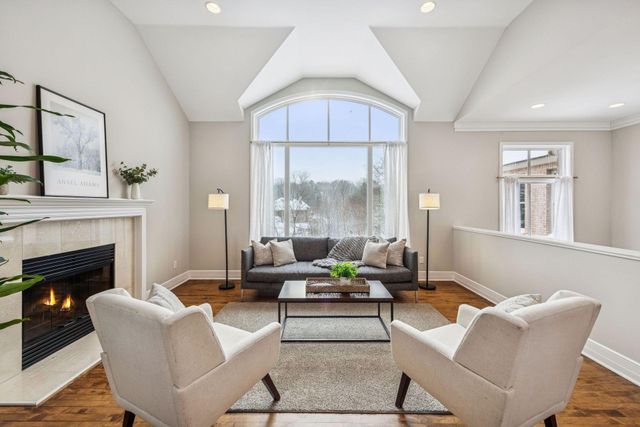 4902 Woodhurst Lane, Minnetonka, MN 55345