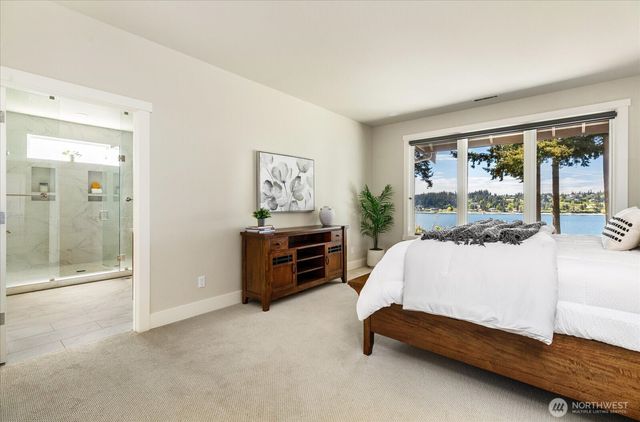 5320 East Harbor Road, Freeland, WA 98249