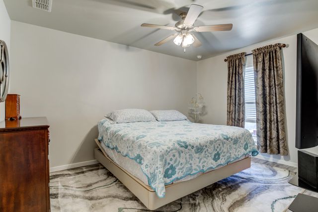 2109 Avenue J, Lubbock, TX 79411