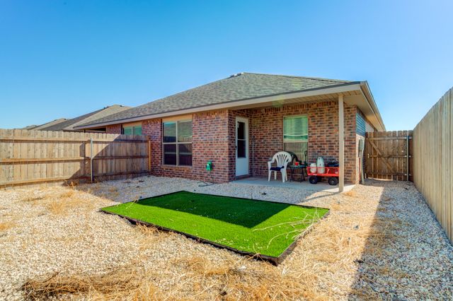 2109 Avenue J, Lubbock, TX 79411