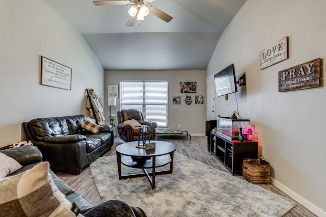 2109 Avenue J, Lubbock, TX 79411