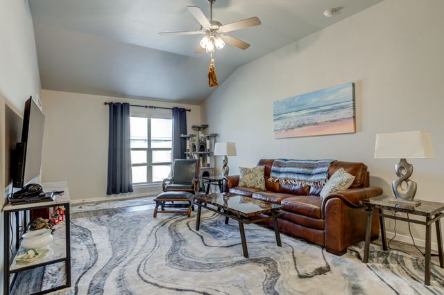 2109 Avenue J, Lubbock, TX 79411