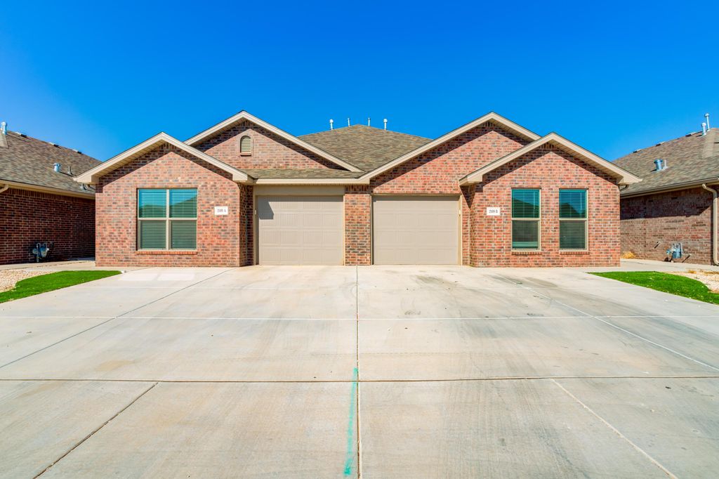 2109 Avenue J, Lubbock, TX 79411