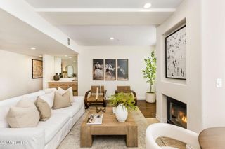 11920 Goshen Avenue 202, Los Angeles, CA 90049