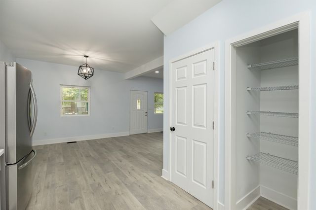 3208 Bowdoin Street, Des Moines, IA 50313