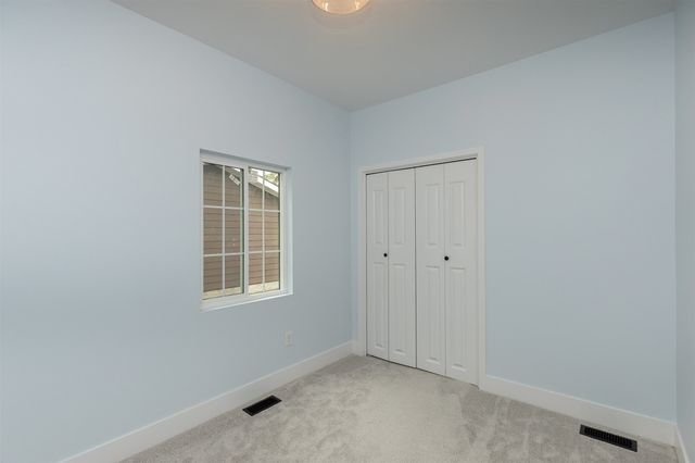 3208 Bowdoin Street, Des Moines, IA 50313