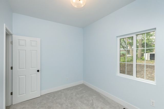 3208 Bowdoin Street, Des Moines, IA 50313