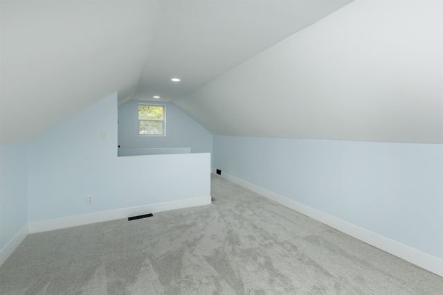 3208 Bowdoin Street, Des Moines, IA 50313