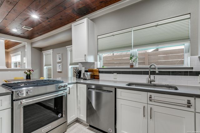 1323 Nolan, San Antonio, TX 78202