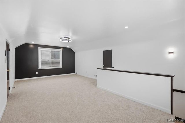 14736 Mansfield Street, Detroit, MI 48227