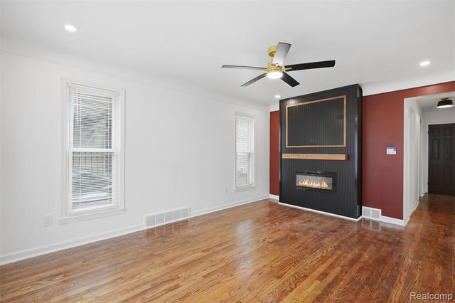 14736 Mansfield Street, Detroit, MI 48227