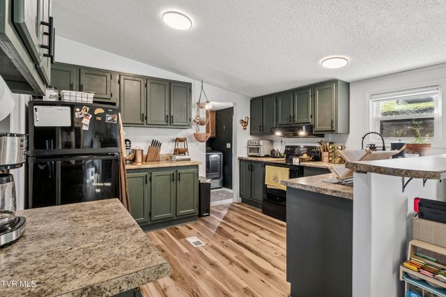 336 Ethel Beard Road, Blountville, TN 37617