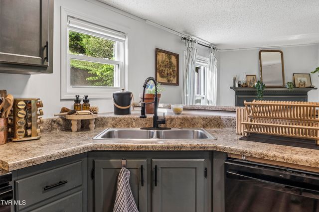 336 Ethel Beard Road, Blountville, TN 37617