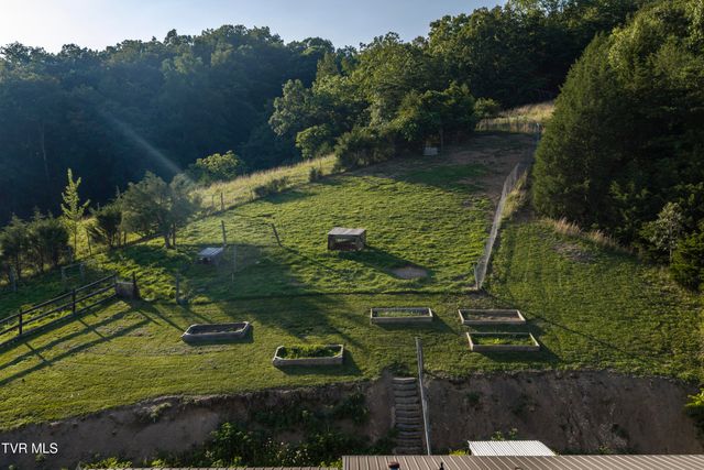 336 Ethel Beard Road, Blountville, TN 37617