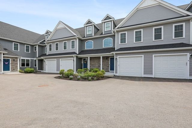 90 Lebaron Boulevard 7, Lakeville, MA 02347
