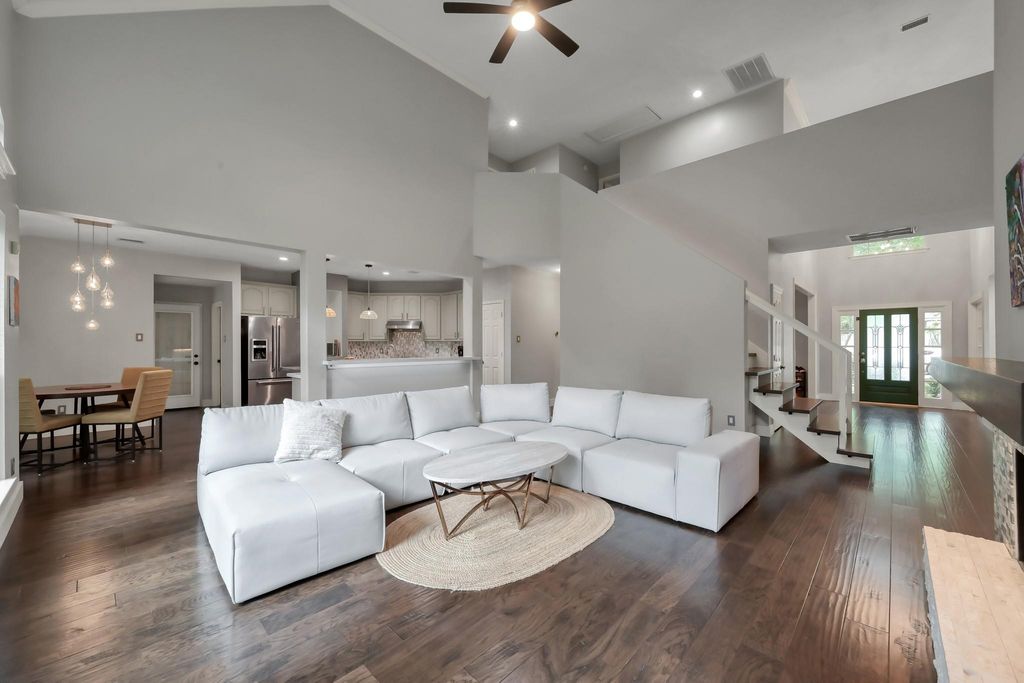 78 N Peaceful Canyon Circle, The Woodlands, TX 77381