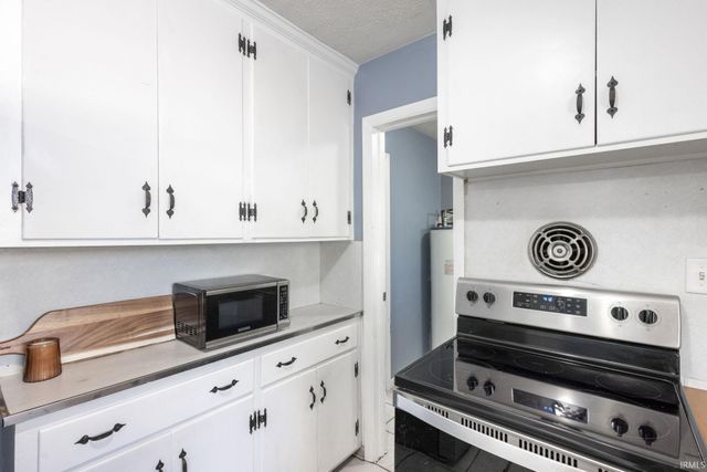 804 E Bristol Street, Elkhart, IN 46514