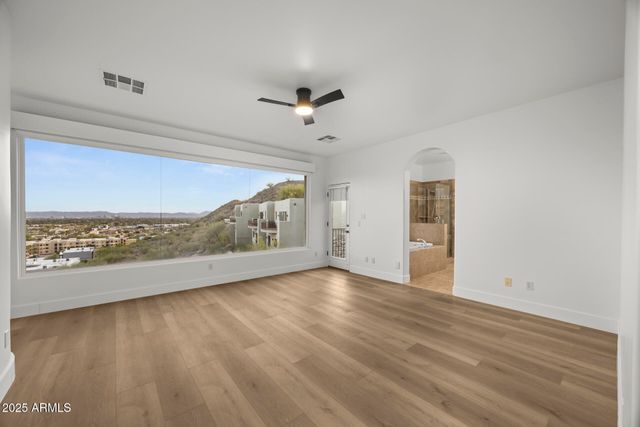 36 W FOOTHILL Drive, Phoenix, AZ 85021