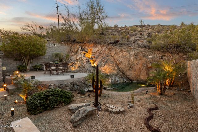 36 W FOOTHILL Drive, Phoenix, AZ 85021