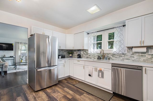 1563 Maine Avenue, Michigan City, IN 46360