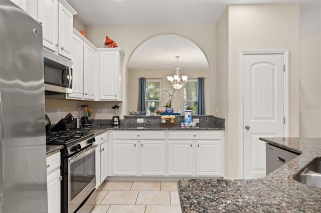 5373 OAKBOURNE AVENUE, Davenport, FL 33837