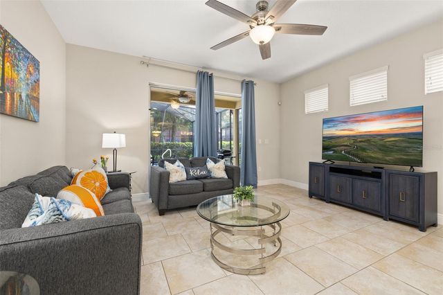 5373 OAKBOURNE AVENUE, Davenport, FL 33837