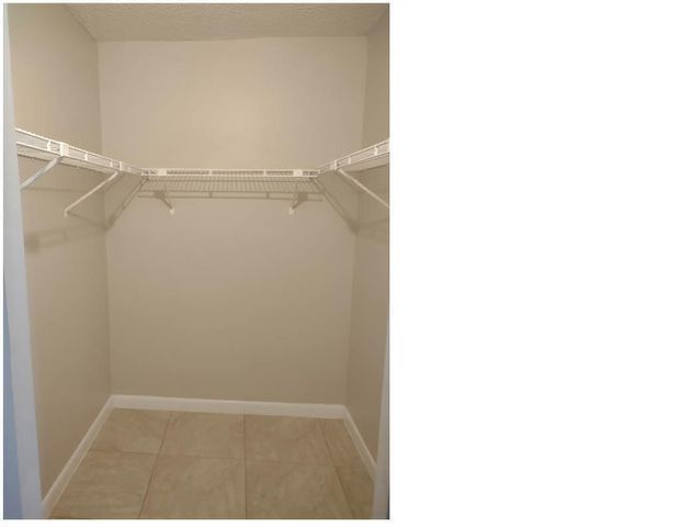 2025 Lavers Circle D206, Delray Beach, FL 33444