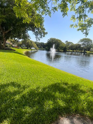 2025 Lavers Circle D206, Delray Beach, FL 33444