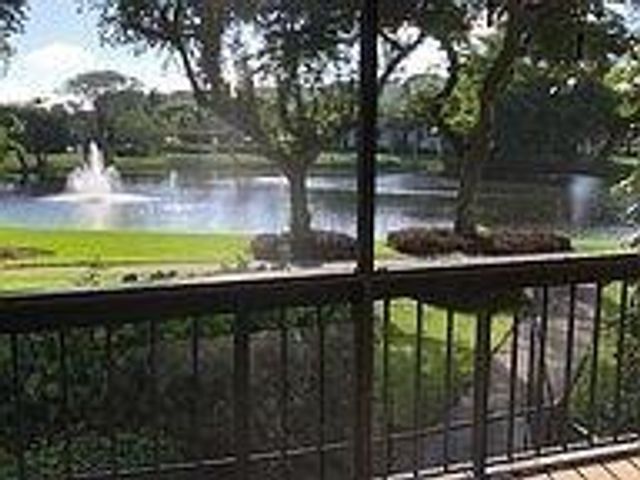 2025 Lavers Circle D206, Delray Beach, FL 33444
