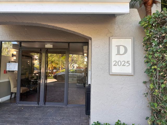 2025 Lavers Circle D206, Delray Beach, FL 33444