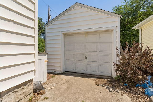 3440 Cherry Street, Port Huron, MI 48060