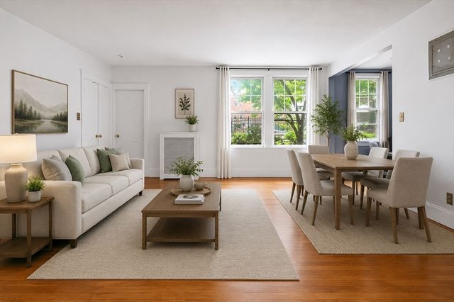 100 Lanark Rd 4, Boston, MA 02135