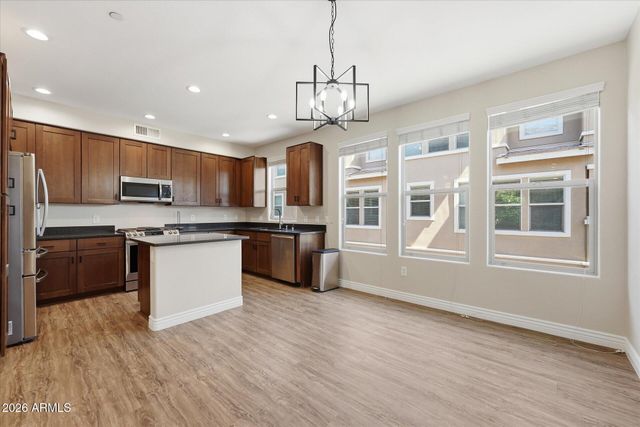 5550 N 16TH Street 123, Phoenix, AZ 85016