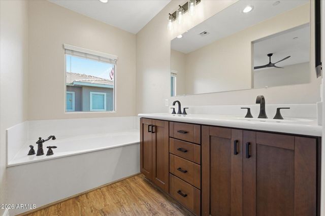 5550 N 16TH Street 123, Phoenix, AZ 85016