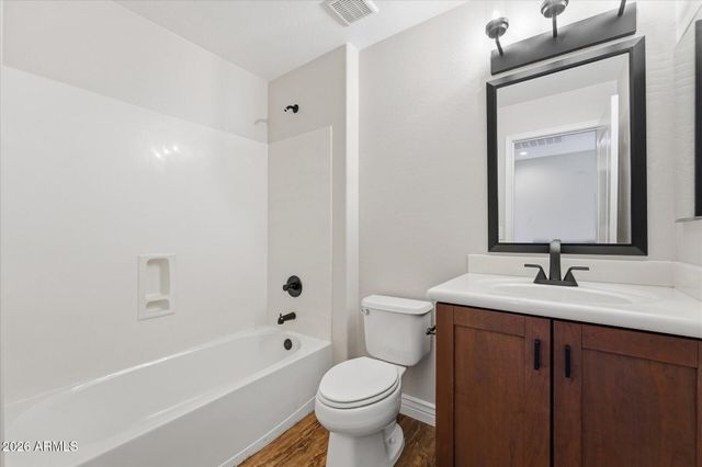 5550 N 16TH Street 123, Phoenix, AZ 85016