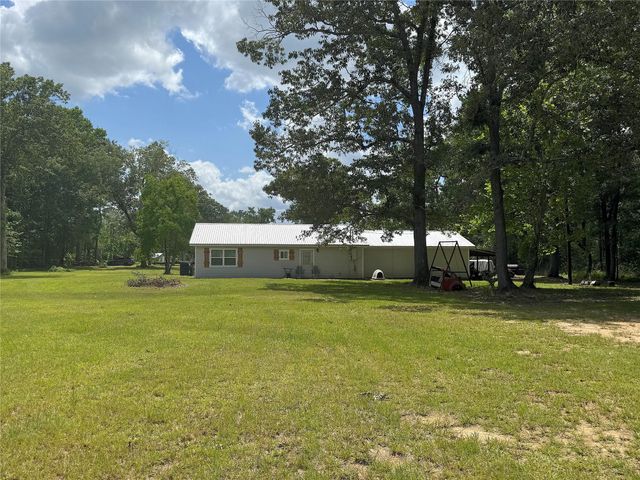 40 Bounds Lane, Huffman, TX 77336