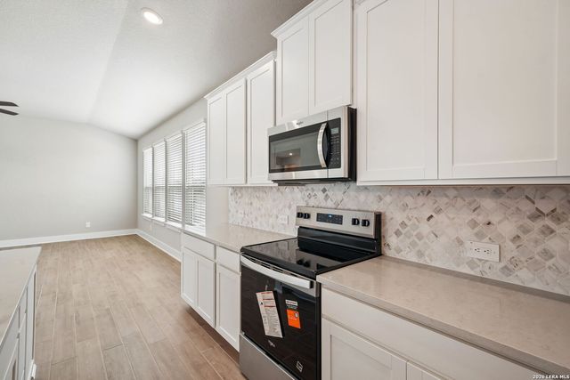 2212 Southerland Trail, Marion, TX 78124