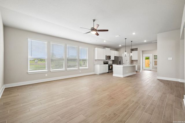 2212 Southerland Trail, Marion, TX 78124