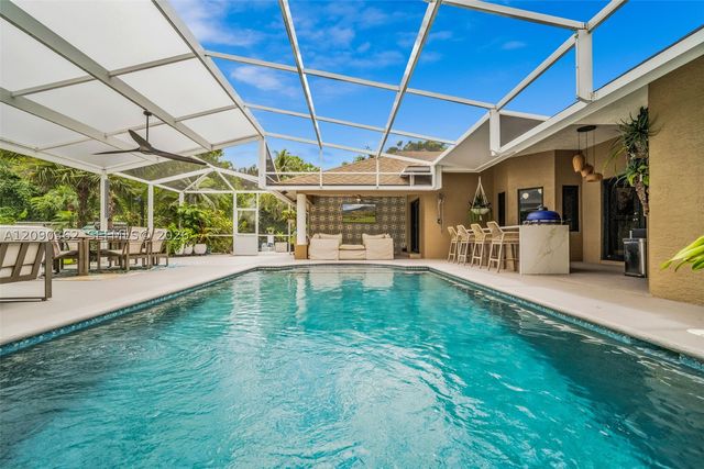 14800 April Dr, Loxahatchee, FL 33470