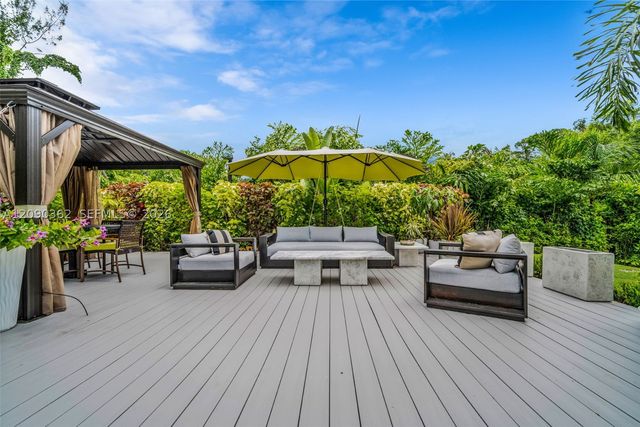 14800 April Dr, Loxahatchee, FL 33470